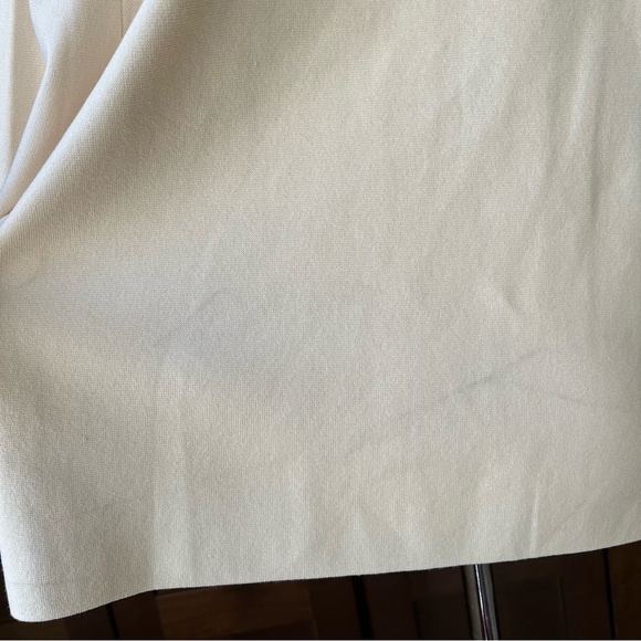 Anne Klein Ivory Knit Red Trim 4 Pockets Cardigan Embossed Gold Anchor Button XL - Picture 17 of 17